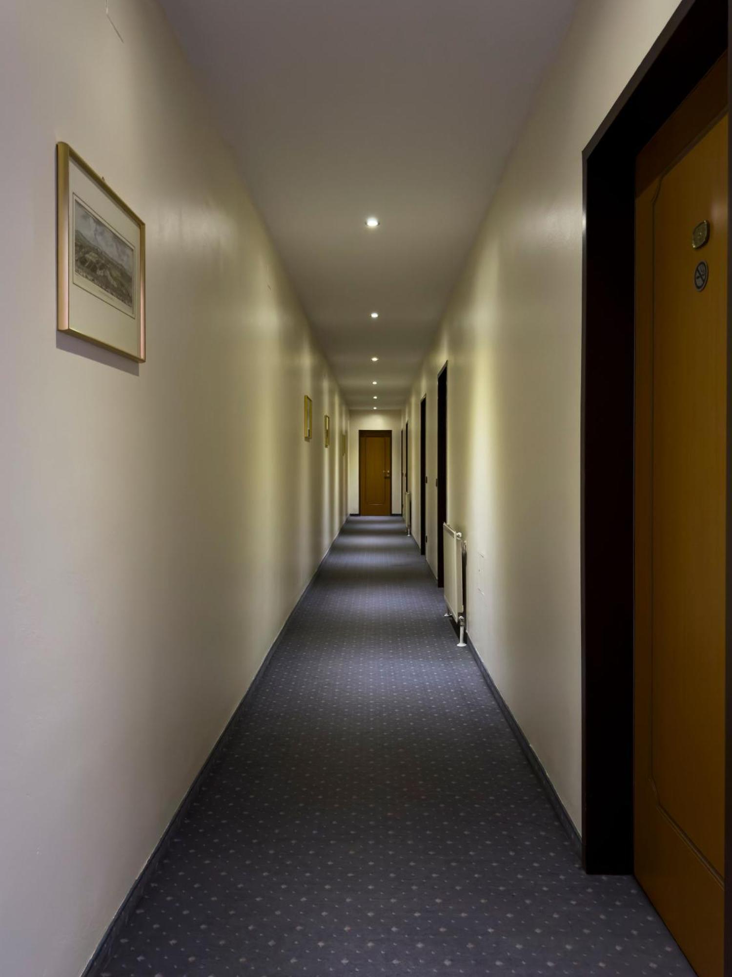 Pension Erlaa Viena Exterior foto