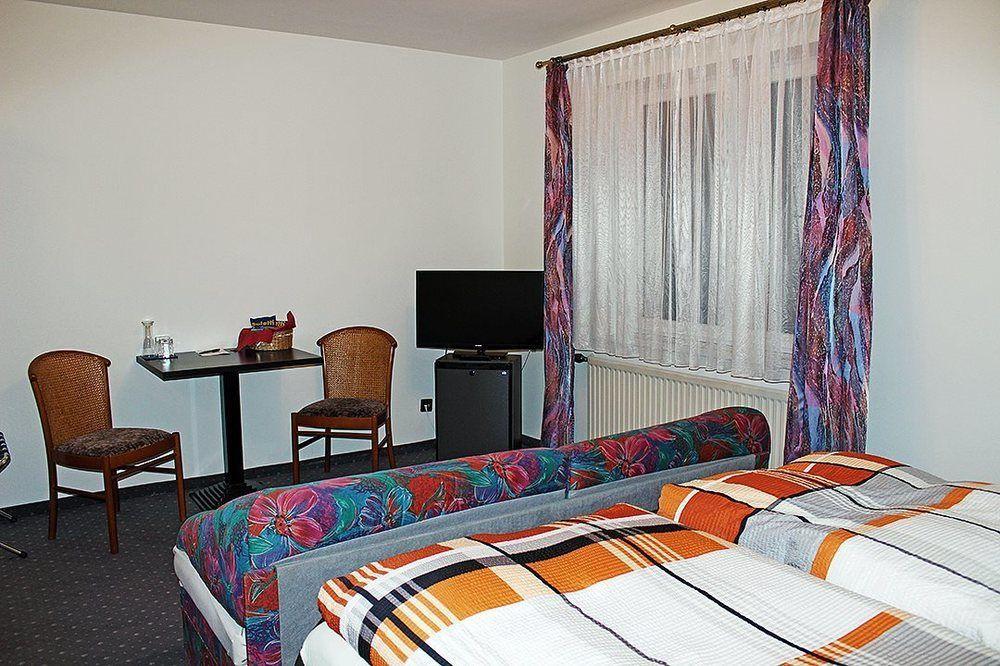 Pension Erlaa Viena Exterior foto